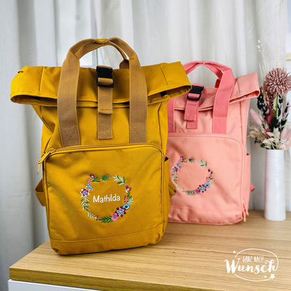 Rucksack personalisiert | Blumenkranz | Name | Einschulung | Tasche | Rolltop | Kindergarten | Outdoor | Camping | Handgepäck