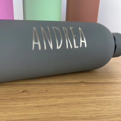 Trinkflasche, gravierte Flasche, Wasserflasche, personalisierte Flasche, personalisierte Trinkflasche, Geburtstag, Weihnachten, Gastgeschen