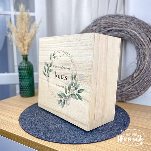 Personalisierte Erinnerungskiste zur Konfirmation, Erinnerungsbox aus Holz mit Namen, Konfirmationsgeschenk Andenken