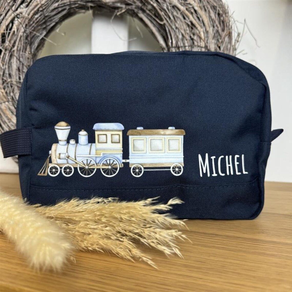 Kulturbeutel Kinder personalisiert mit Zug und Namen | Kulturtasche | Waschtasche | Geschenk für Junge | Kosmetiktasche | Lok | Geburt |Baby